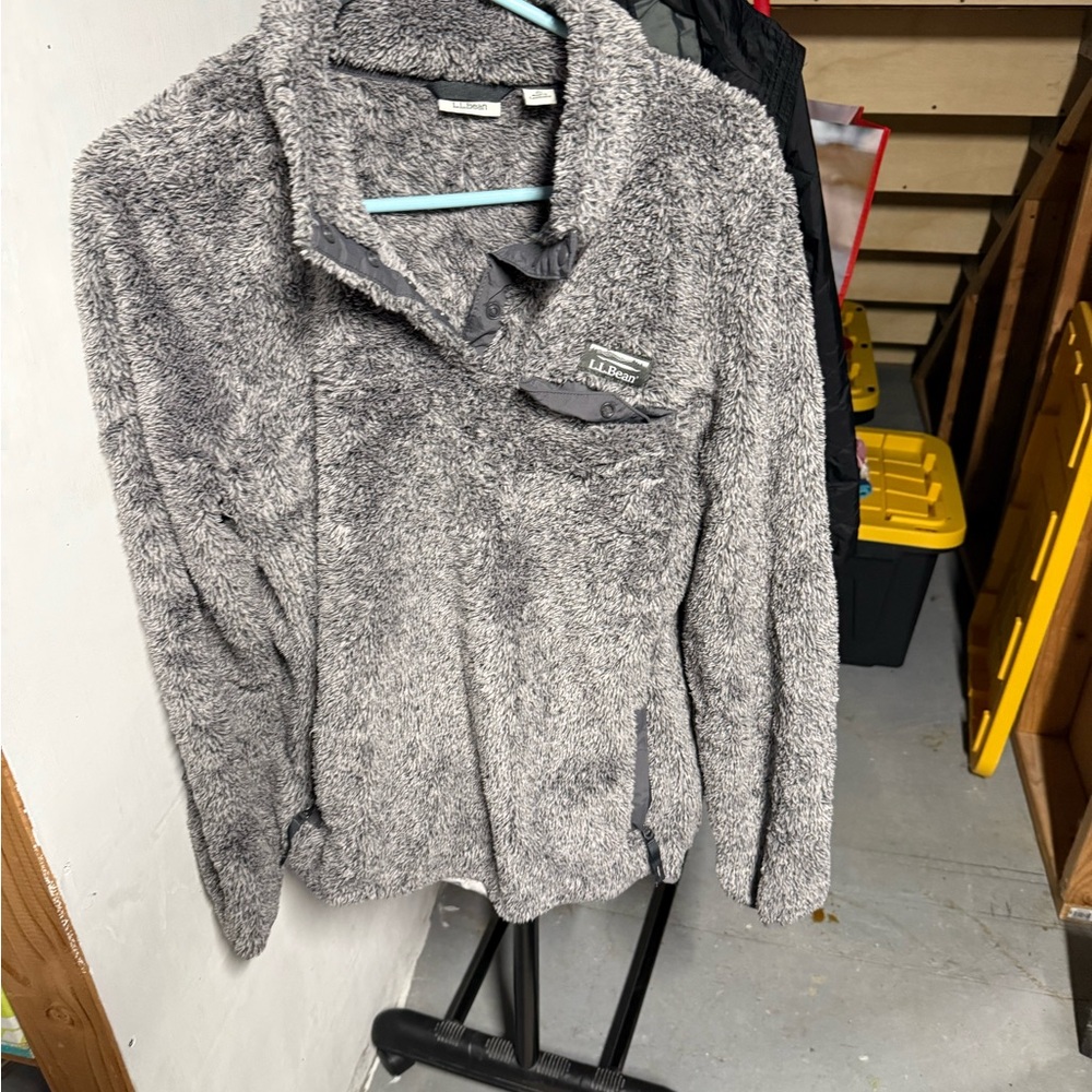 Gray LL Bean Fleece Pullover